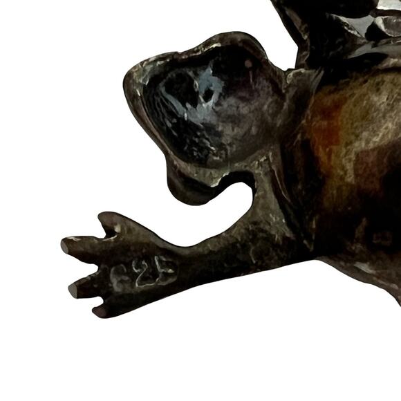 Vintage Sterling Silver .925 Frog Brooch Black Onyx Marcasite Eyes Animal Pin - Picture 5 of 6